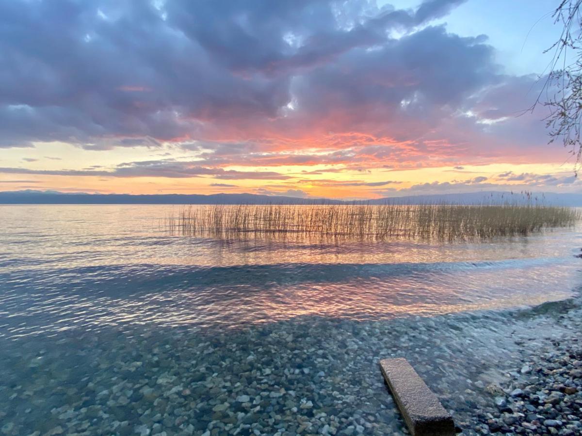Aqua Blue Lakeview Apartment Ohrid Pestani Kültér fotó