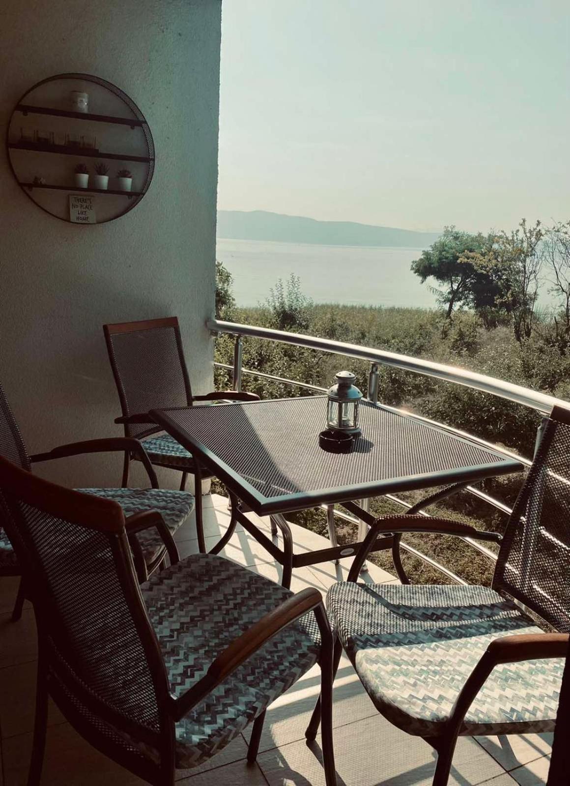 Aqua Blue Lakeview Apartment Ohrid Pestani Kültér fotó